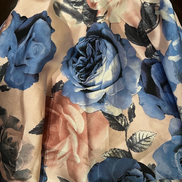 Speechless Kids 2 pieces hi low. - Picture 8 of 9